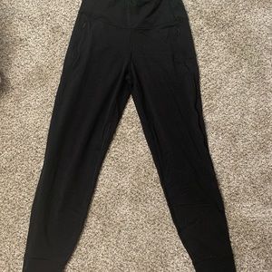 Black lululemon align joggers size 4